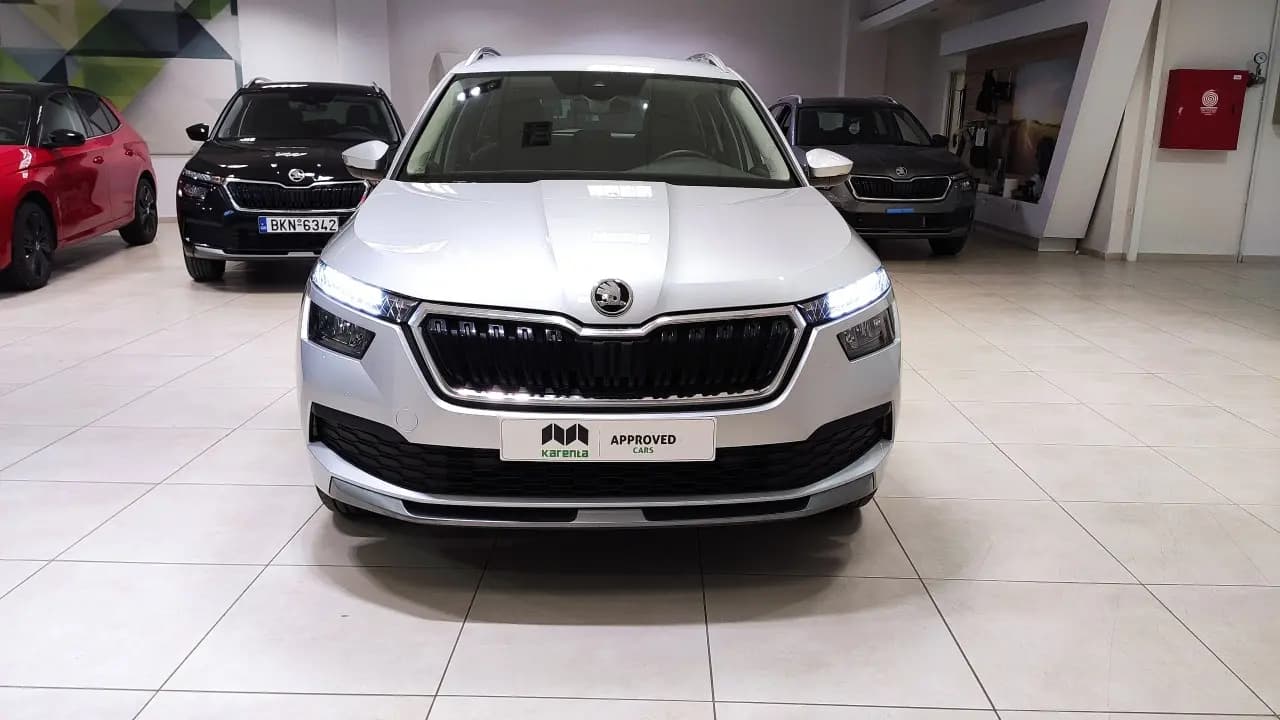 https://cdn.autoq.gr/websites/karenta.gr/images/vehicles/11327/img_11327_29531.jpg