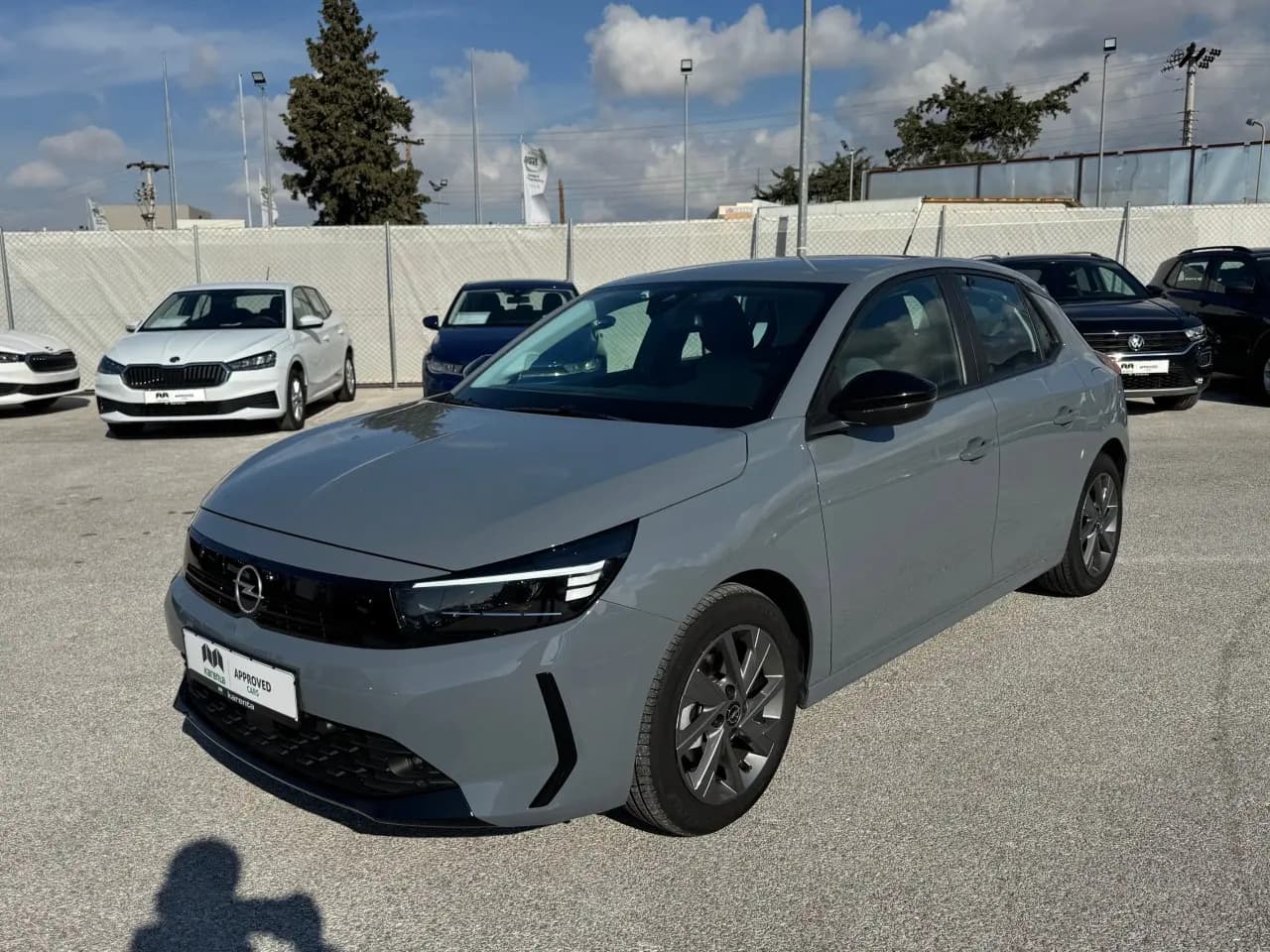 https://cdn.autoq.gr/websites/karenta.gr/images/vehicles/12282/img_12282_18513.jpg