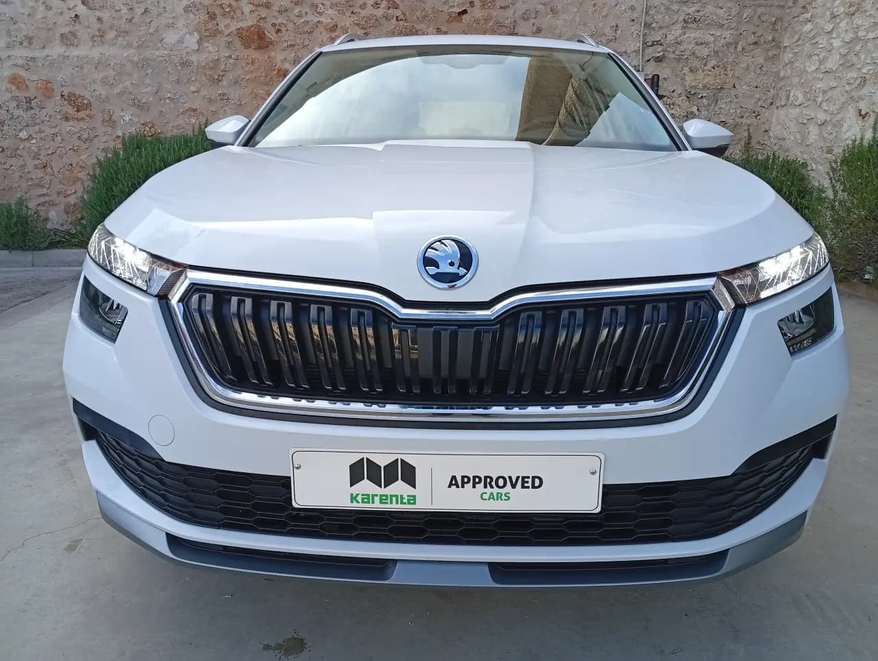 https://cdn.autoq.gr/websites/karenta.gr/images/vehicles/12343/img_12343_61267.jpg