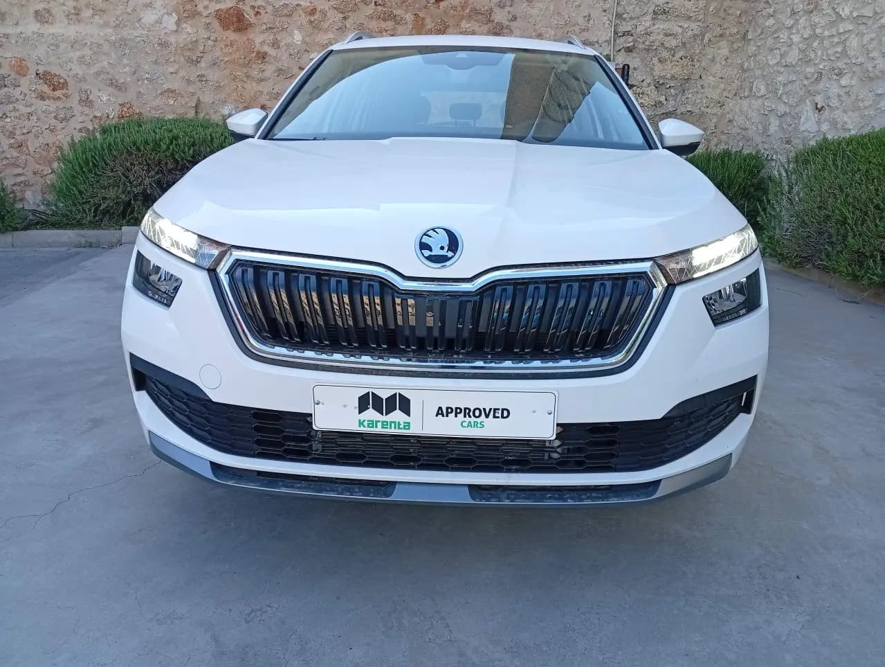 https://cdn.autoq.gr/websites/karenta.gr/images/vehicles/12480/img_12480_73555.jpg