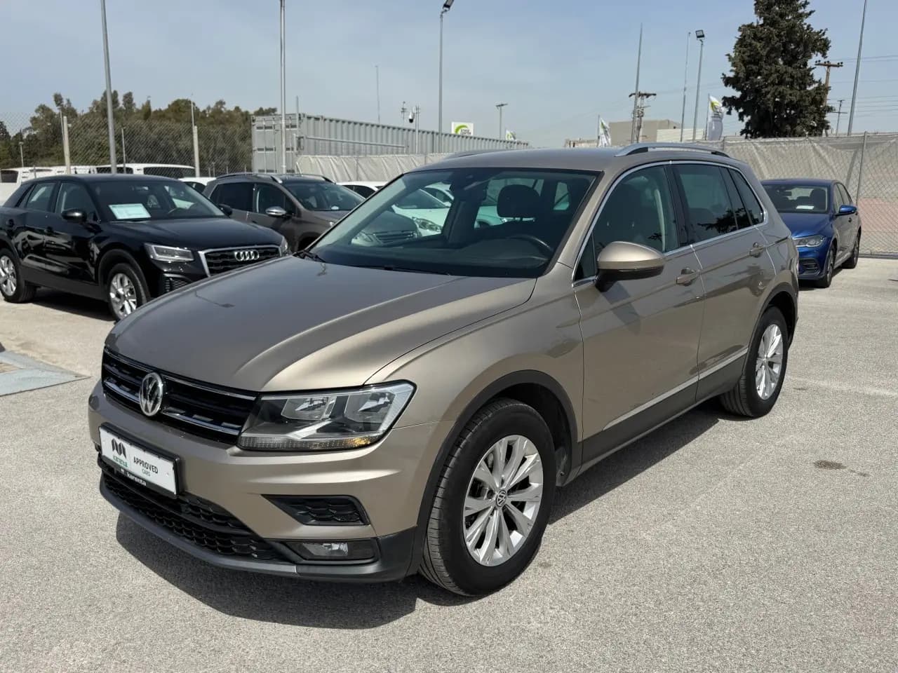 https://cdn.autoq.gr/websites/karenta.gr/images/vehicles/12524/img_12524_62021.jpg