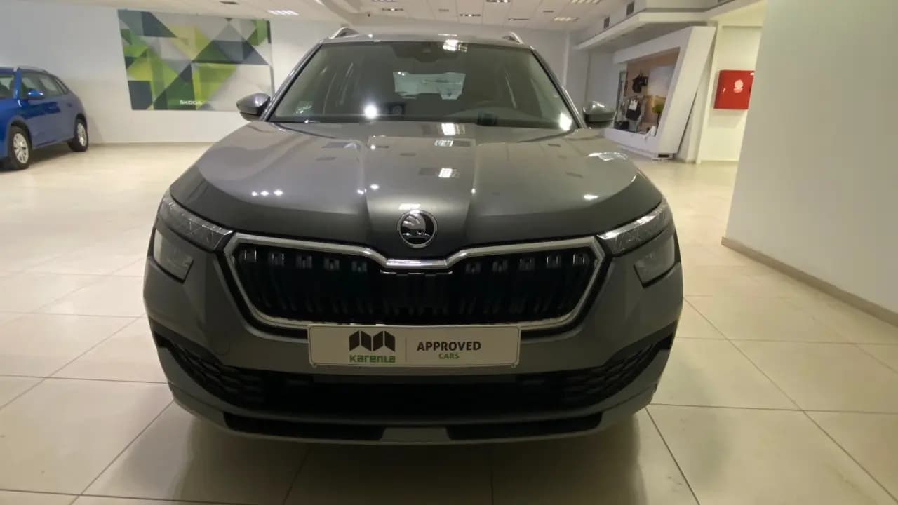 https://cdn.autoq.gr/websites/karenta.gr/images/vehicles/12540/img_12540_39338.jpeg