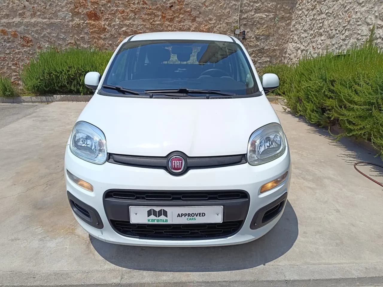 https://cdn.autoq.gr/websites/karenta.gr/images/vehicles/12742/img_12742_57159.jpg