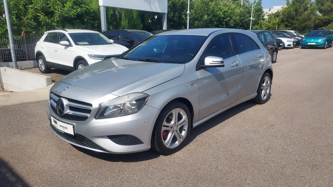 https://cdn.autoq.gr/websites/karenta.gr/images/vehicles/12746/img_12746_50745.jpg