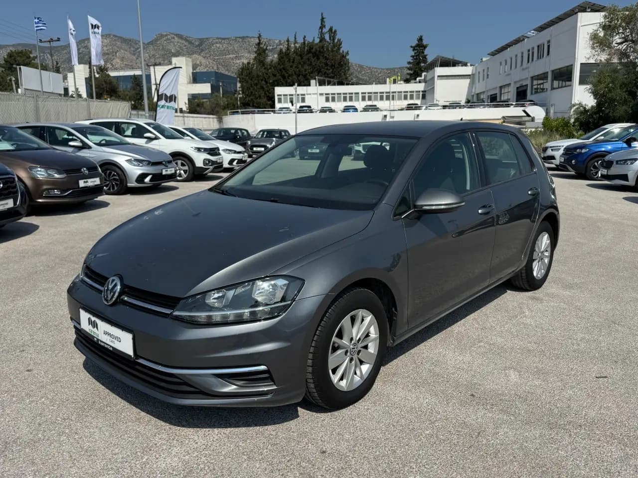 https://cdn.autoq.gr/websites/karenta.gr/images/vehicles/12757/img_12757_44476.jpg