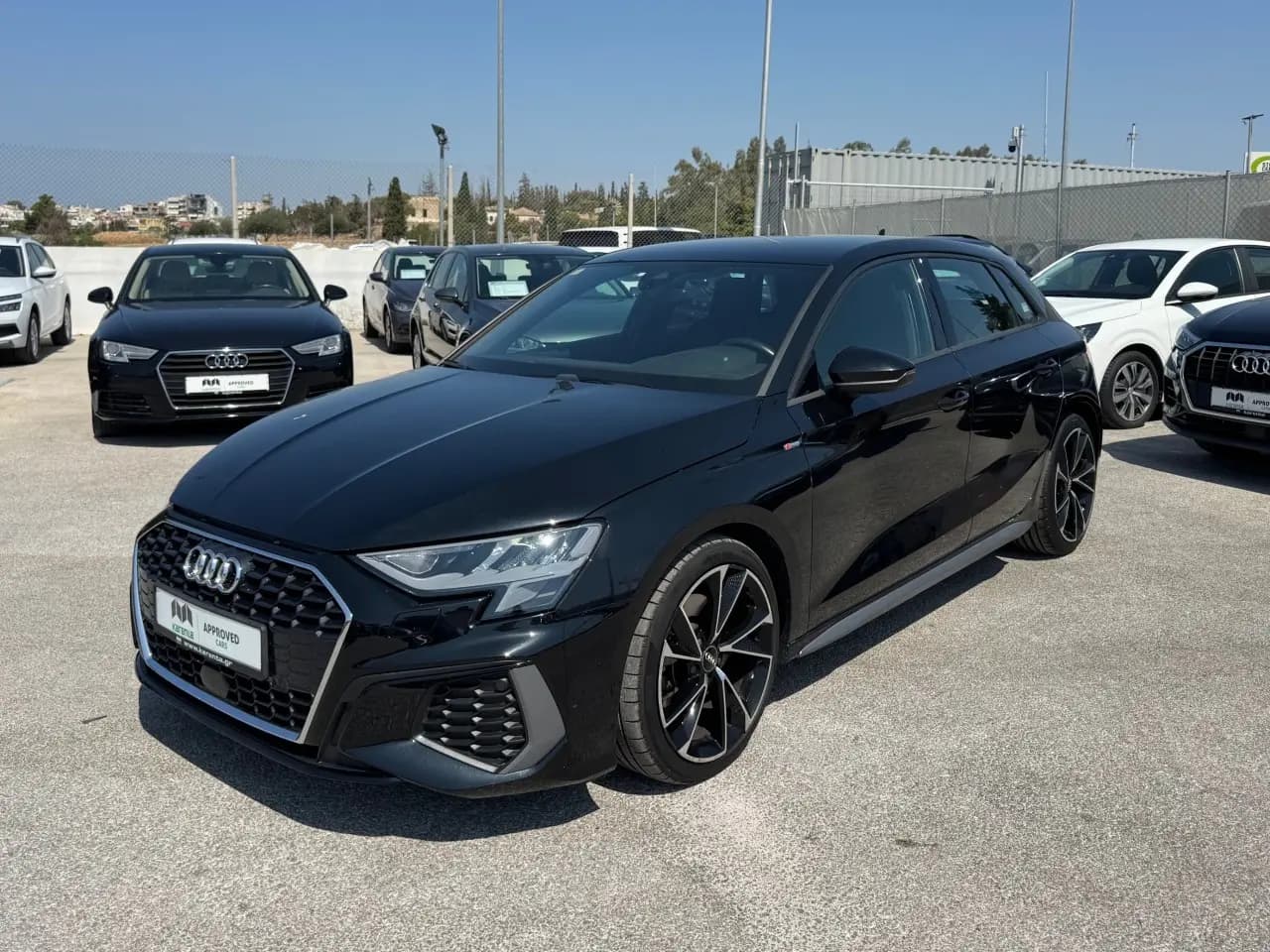 https://cdn.autoq.gr/websites/karenta.gr/images/vehicles/12809/img_12809_45018.jpg