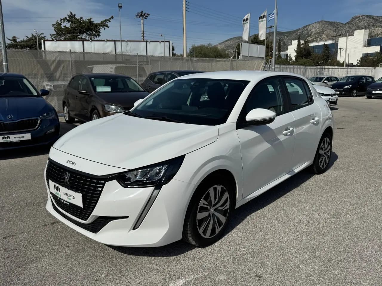 https://cdn.autoq.gr/websites/karenta.gr/images/vehicles/12815/img_12815_85020.jpg