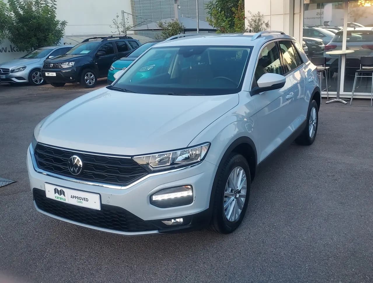 https://cdn.autoq.gr/websites/karenta.gr/images/vehicles/12861/img_12861_59038.jpg
