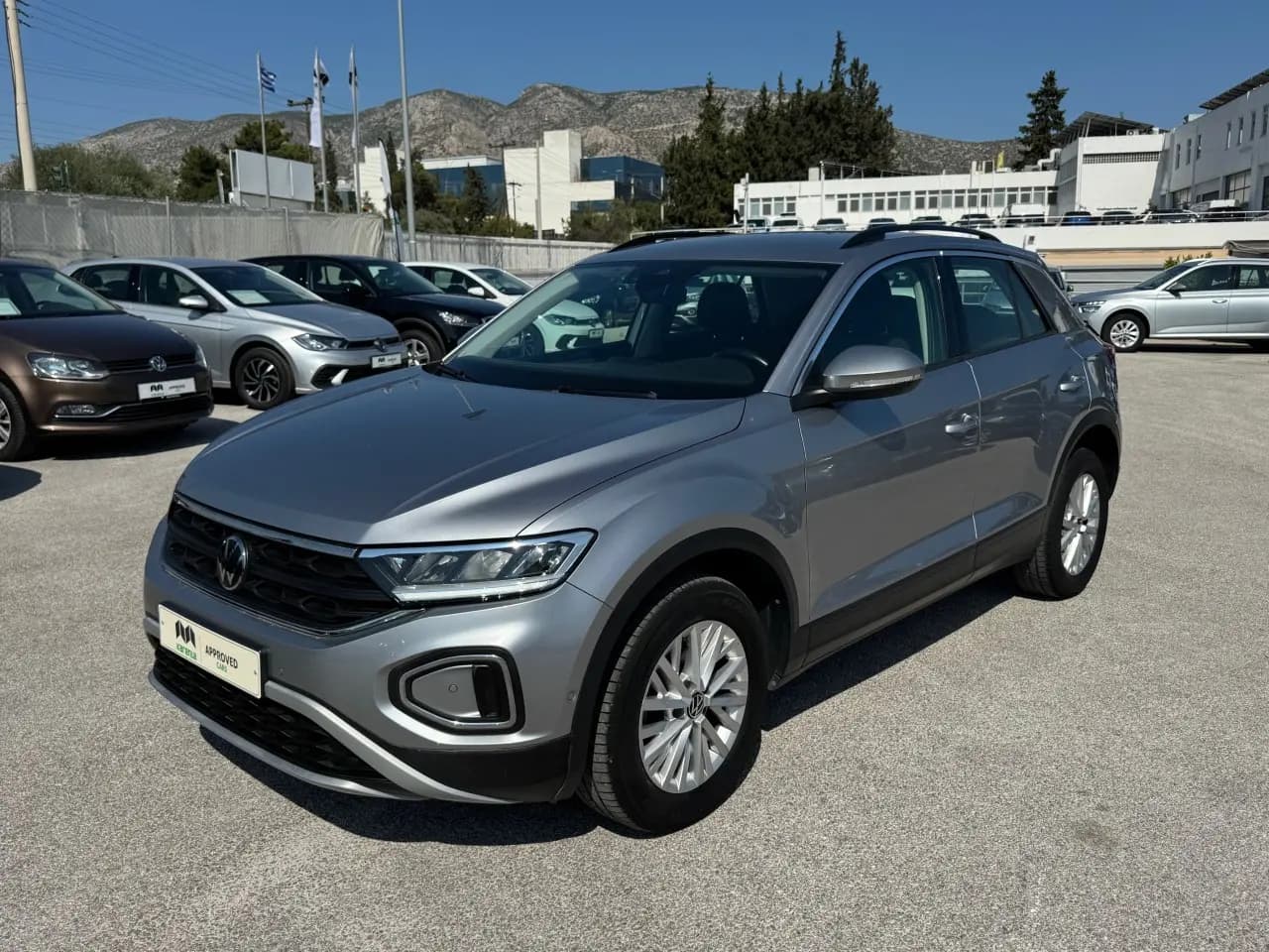 https://cdn.autoq.gr/websites/karenta.gr/images/vehicles/12871/img_12871_80891.jpg
