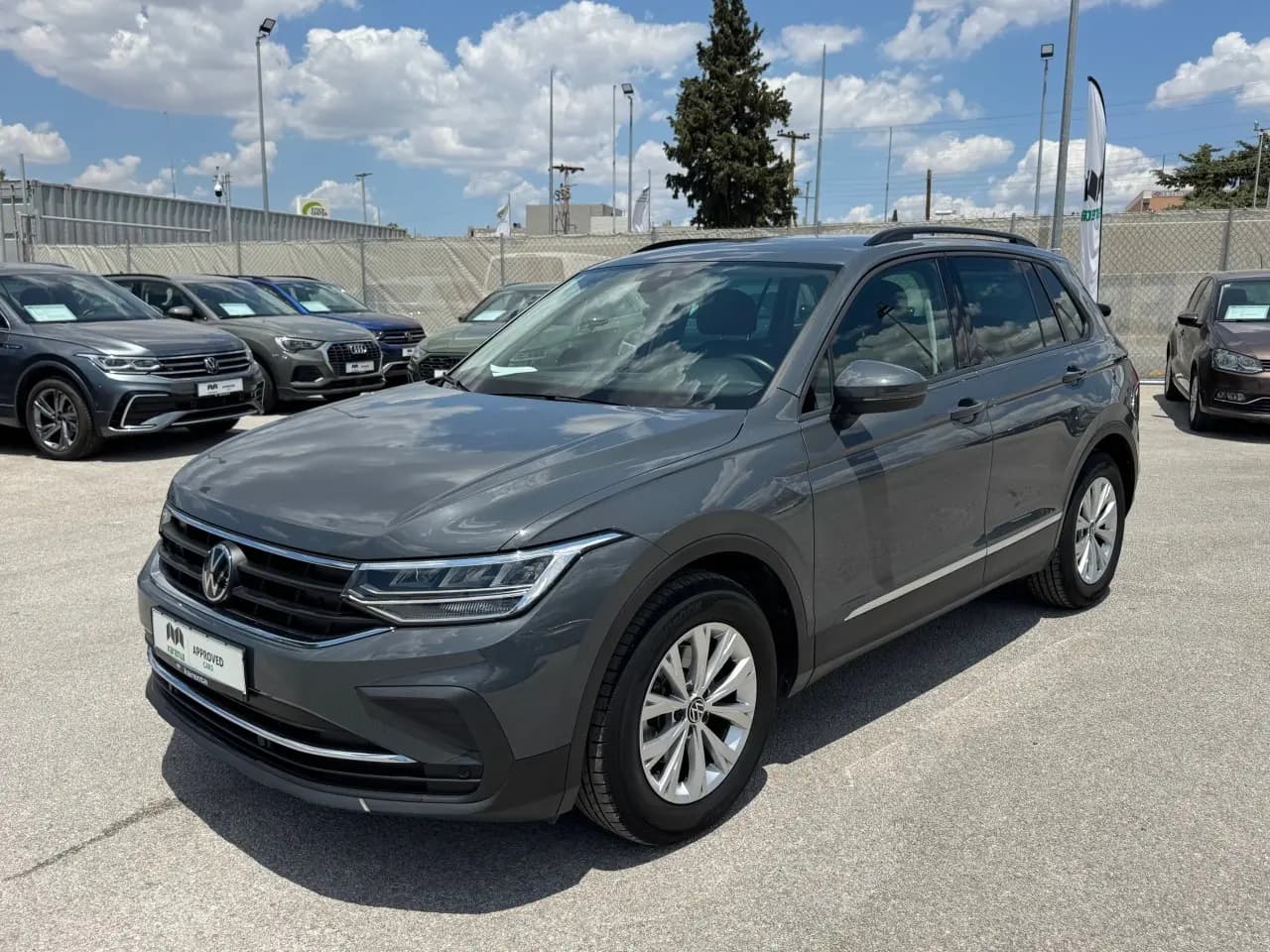 https://cdn.autoq.gr/websites/karenta.gr/images/vehicles/12895/img_12895_43524.jpg