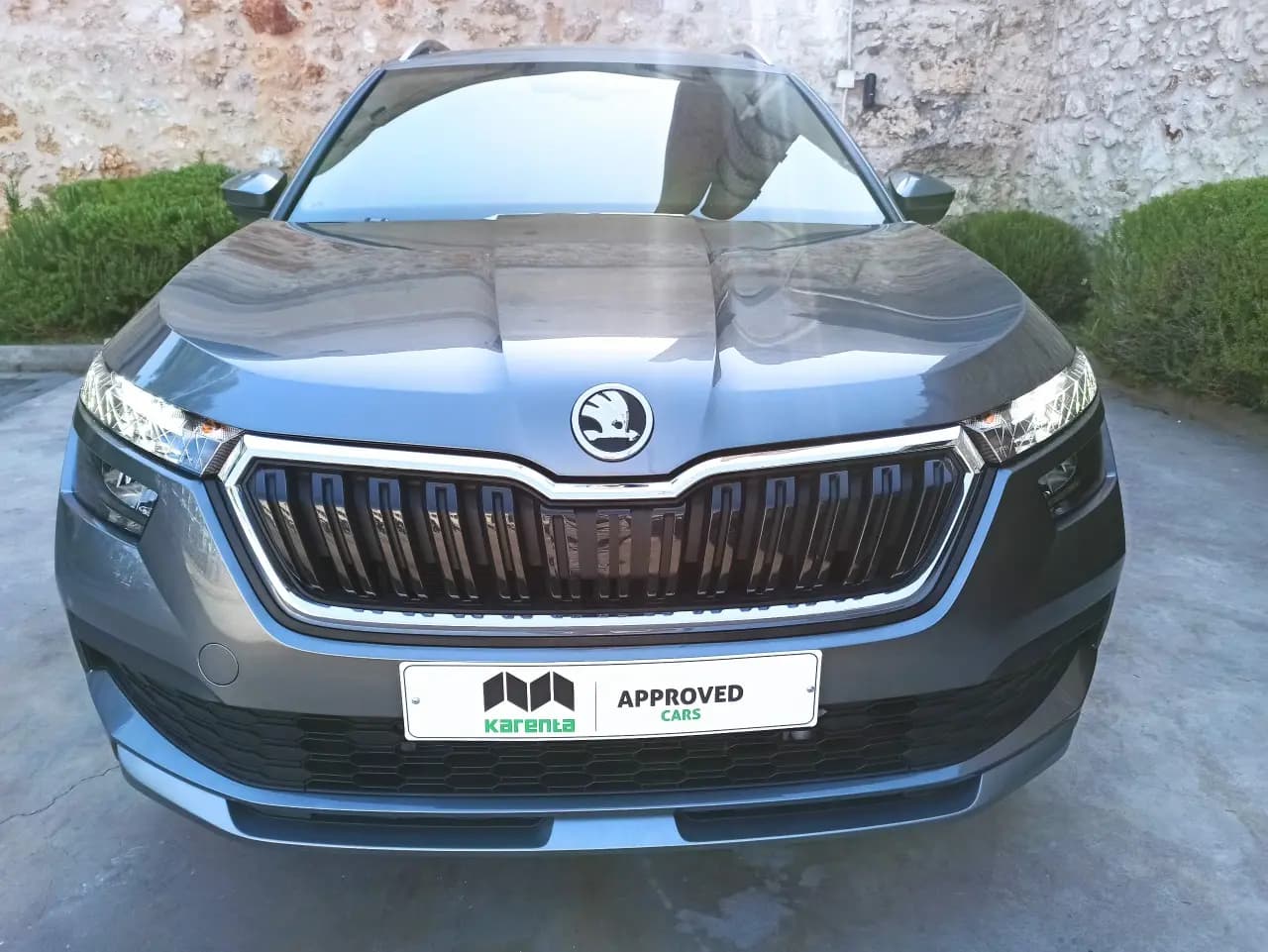 https://cdn.autoq.gr/websites/karenta.gr/images/vehicles/12925/img_12925_52054.jpg